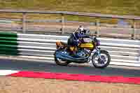 Vintage-motorcycle-club;eventdigitalimages;mallory-park;mallory-park-trackday-photographs;no-limits-trackdays;peter-wileman-photography;trackday-digital-images;trackday-photos;vmcc-festival-1000-bikes-photographs